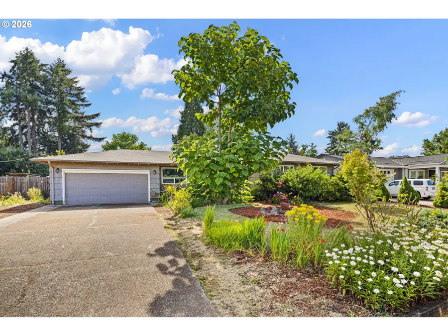 667 Archie St, Eugene, OR 97402 - #3