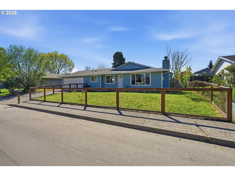 560 SE Border Ln, McMinnville, OR 97128 - #2