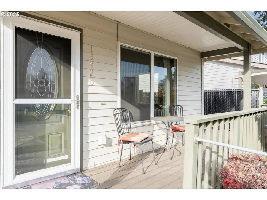 13826 SE Boise Ct, Portland, OR 97236 - Image #3