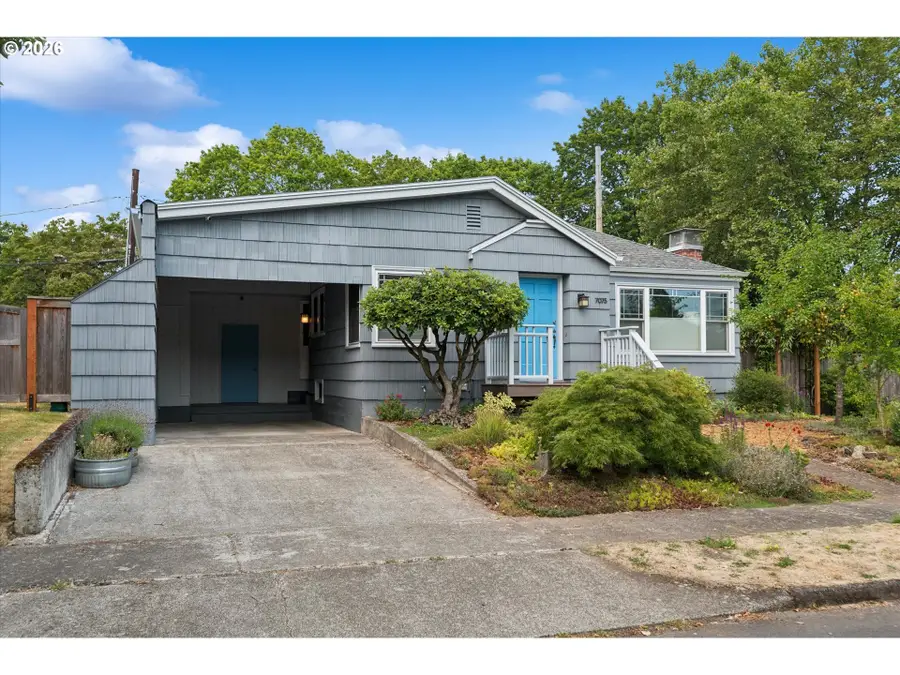 7075 N Cambridge Ave, Portland, OR 97203 - #3