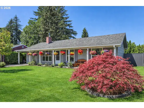 16827 SE Rhine St, Portland, OR 97236