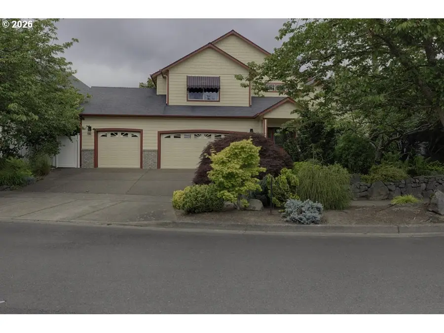4374 Log Dr, Salem, OR 97305 - #3
