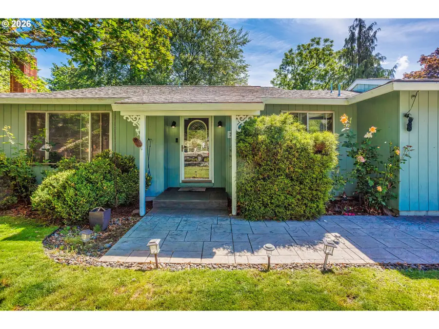 808 SE 156th Pl, Portland, OR 97233 - #3
