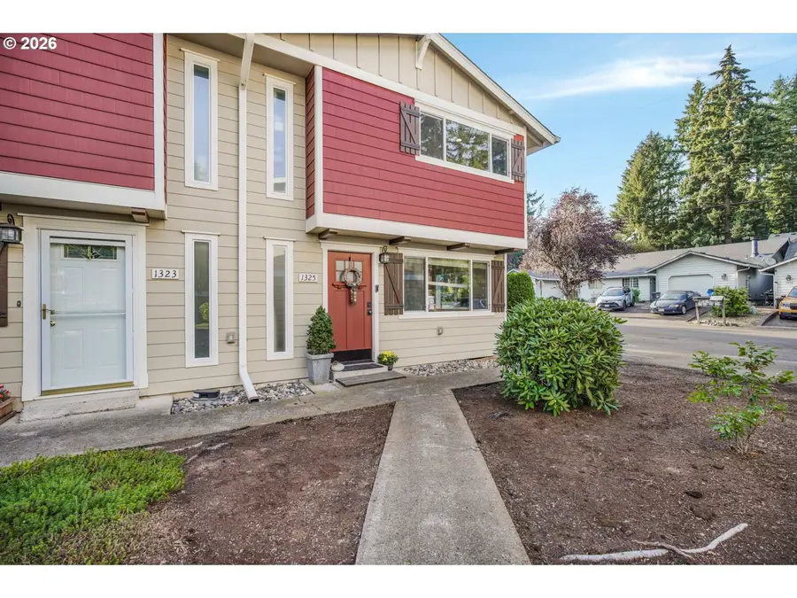 1325 N Garrison Rd, Vancouver, WA 98664 - #2