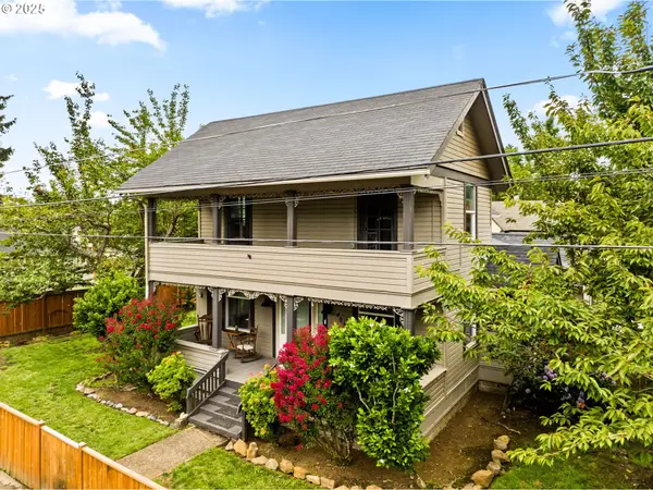 409 N 8th St, CottageGrove, OR 97424