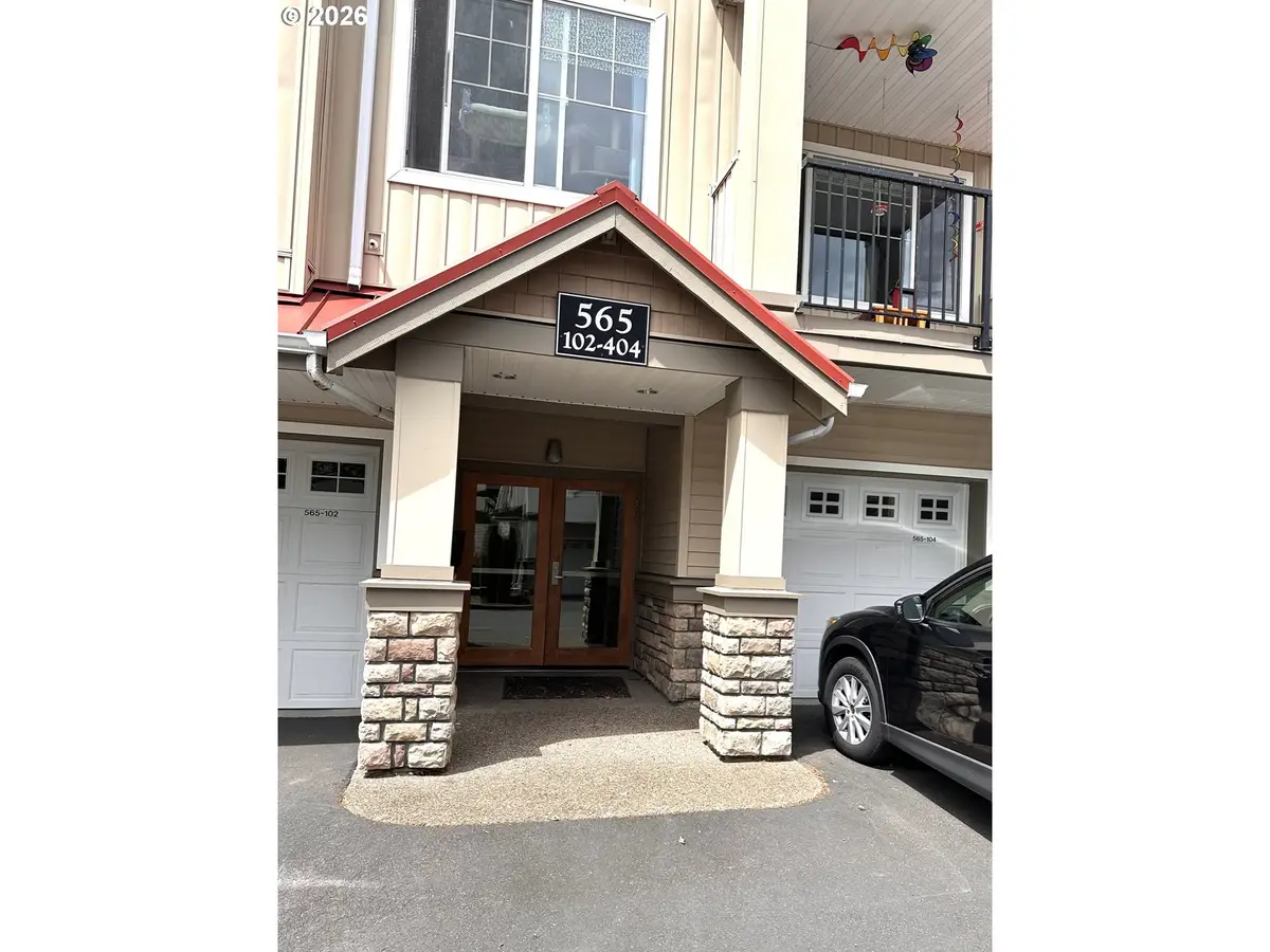 565 NW Lost Springs Ter, Portland, OR 97229 - #1