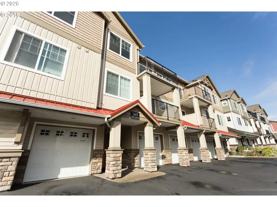 565 NW Lost Springs Ter, Portland, OR 97229 - #2