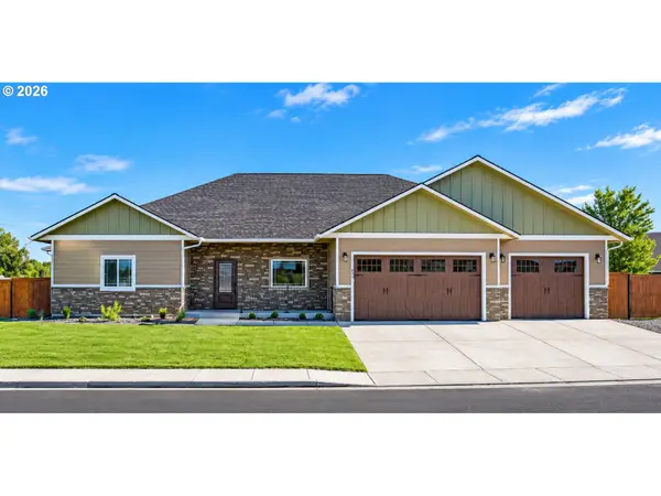 894 SW Fieldstone Ct, Hermiston, OR 97838