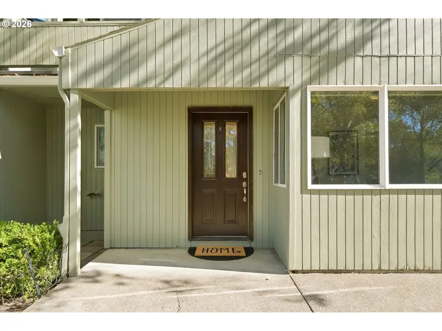 1608 NW Rolling Hill Dr, Beaverton, OR 97006 - #3