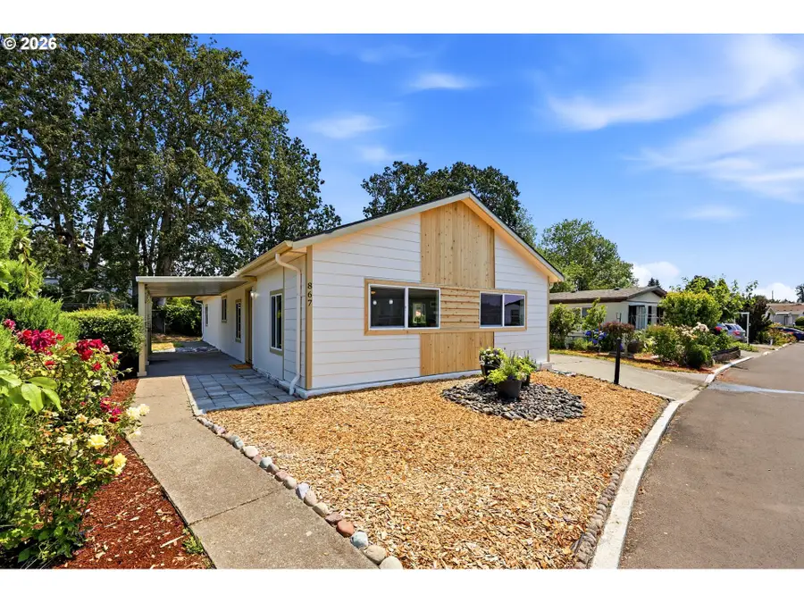 867 SW Liberty Bell Dr, Beaverton, OR 97006 - #2