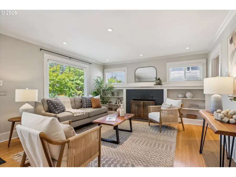 7054 N Delaware Ave, Portland, OR 97217 - #3