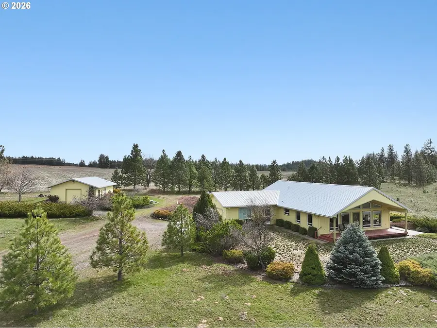64 Seely Dr, Goldendale, WA 98620 - #2