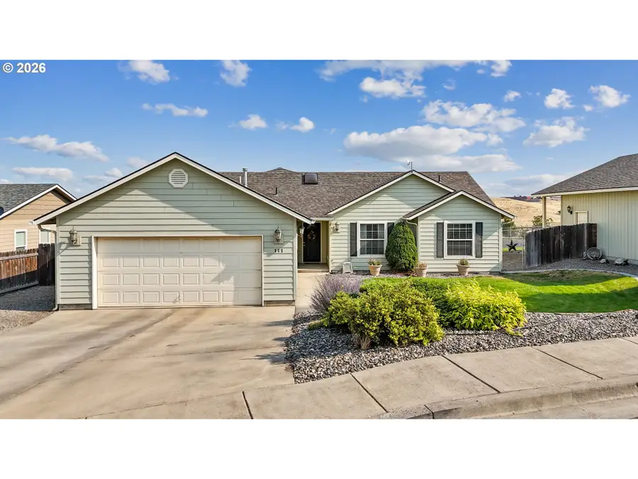 111 SW Quinney Pl, Pendleton, OR 97801 - #2