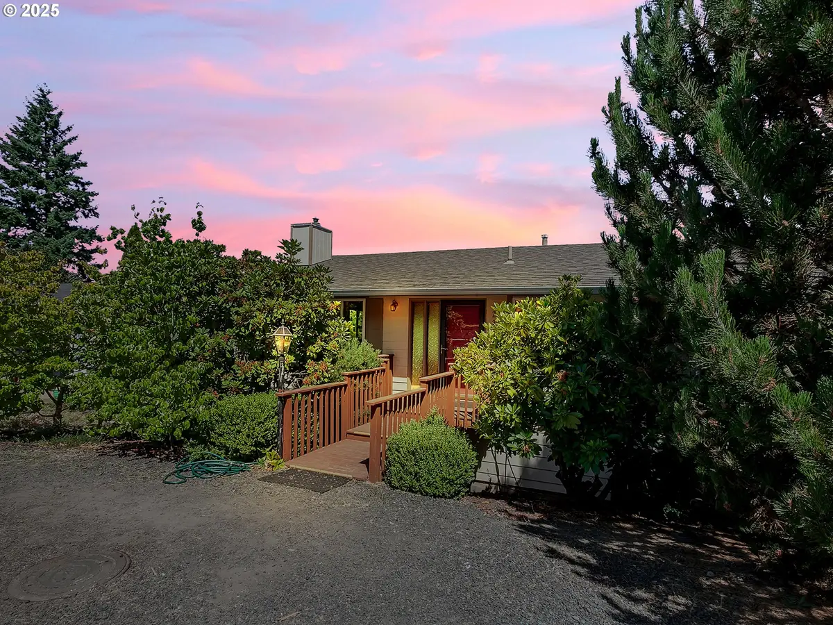 22805 SW Highland Dr, Sherwood, OR 97140 - #1