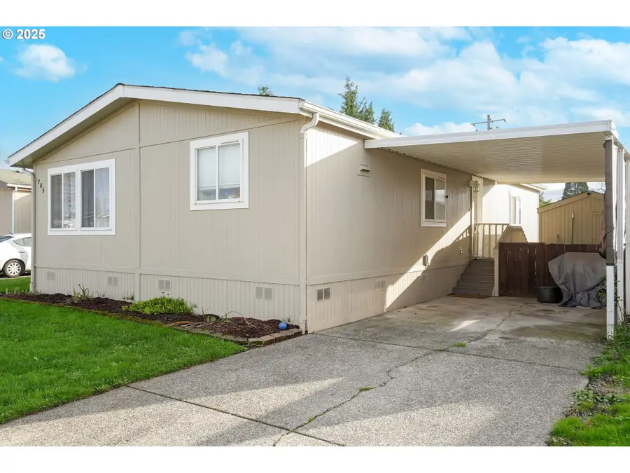705 Stafford St, Aumsville, OR 97325 - Image #2