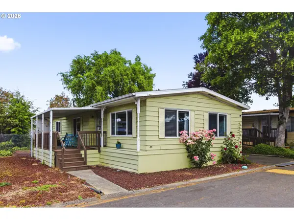 21100 NE Sandy Blvd #83, Fairview, OR 97024
