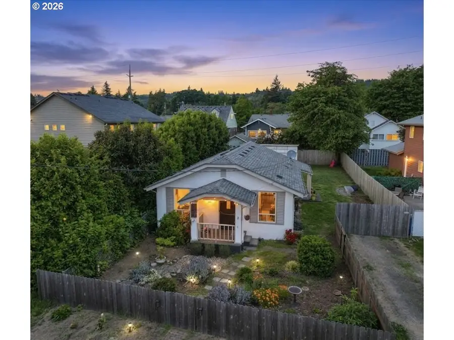 1023 B St, Washougal, WA 98671 - #2