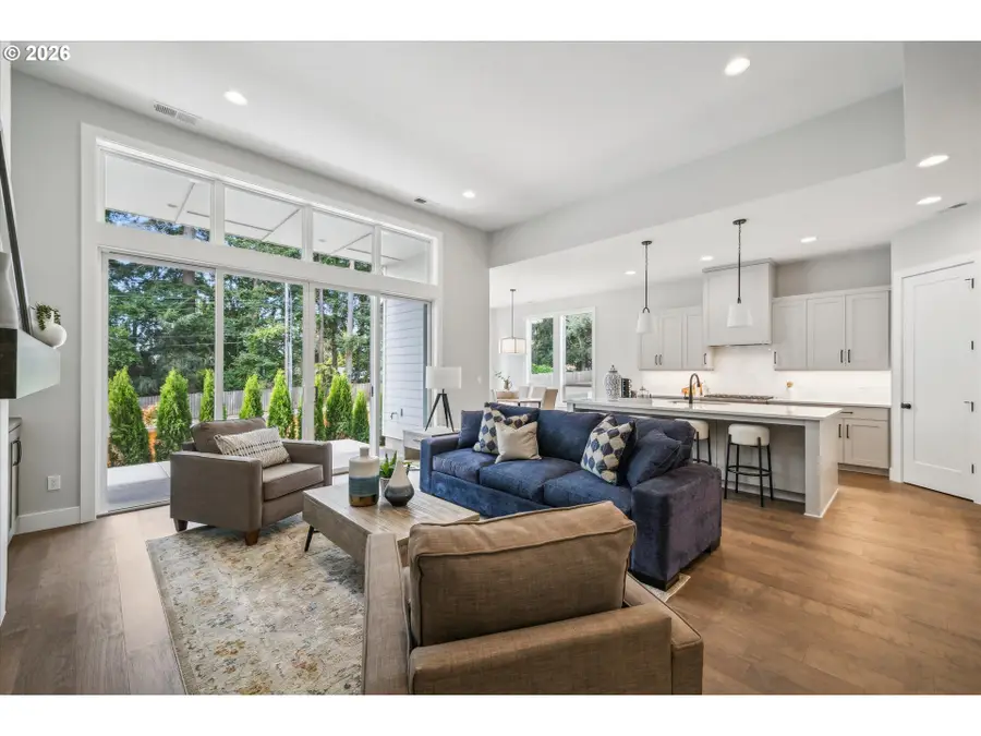 9244 SW 74th Ave, Portland, OR 97223 - #2