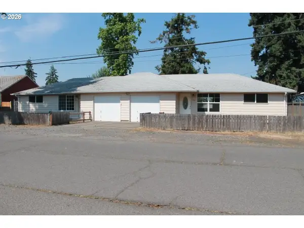 122 S 38th St, Springfield, OR 97478