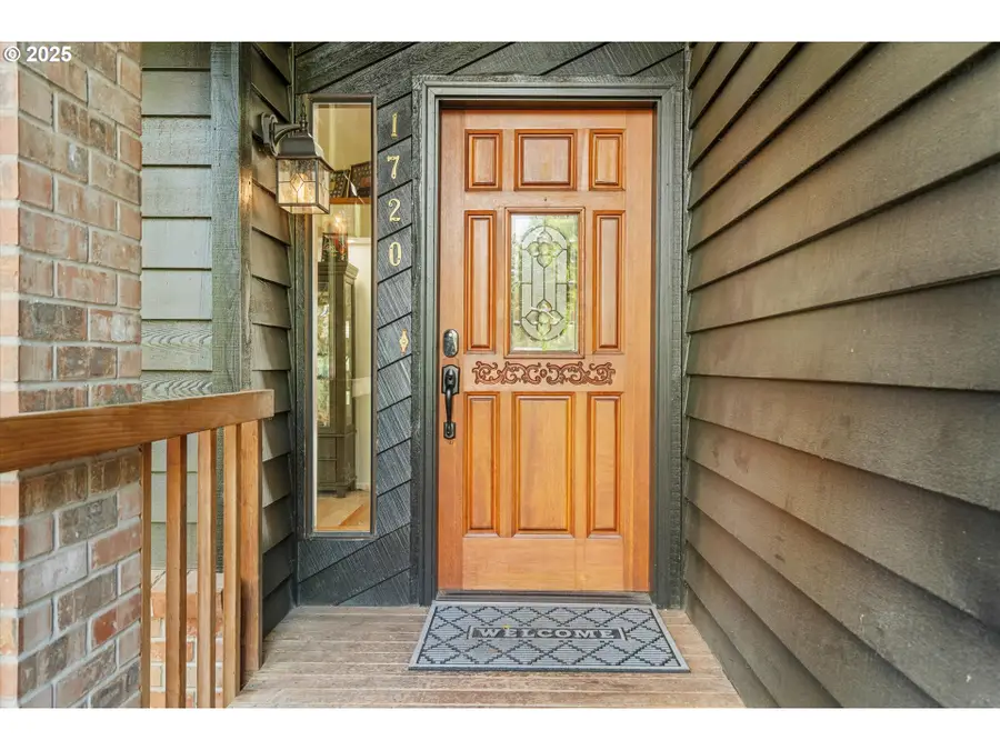 1720 NW Towle Ct, Gresham, OR 97030 - Image #3