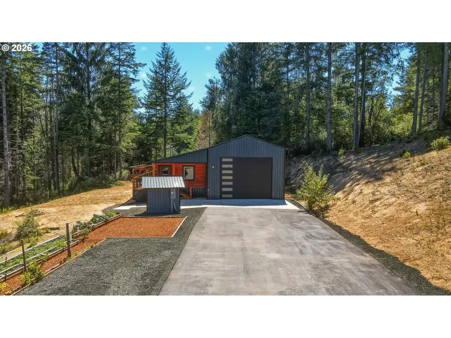 94278 Shotgun Dr, North Bayside, OR 97459 - #2