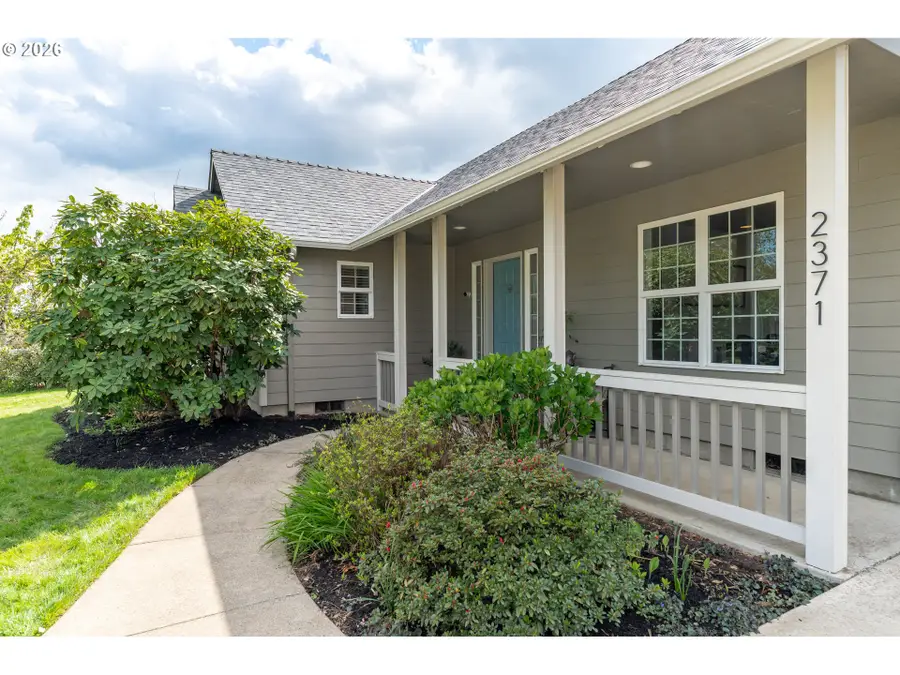 2371 NW Shadden Dr, McMinnville, OR 97128 - #3