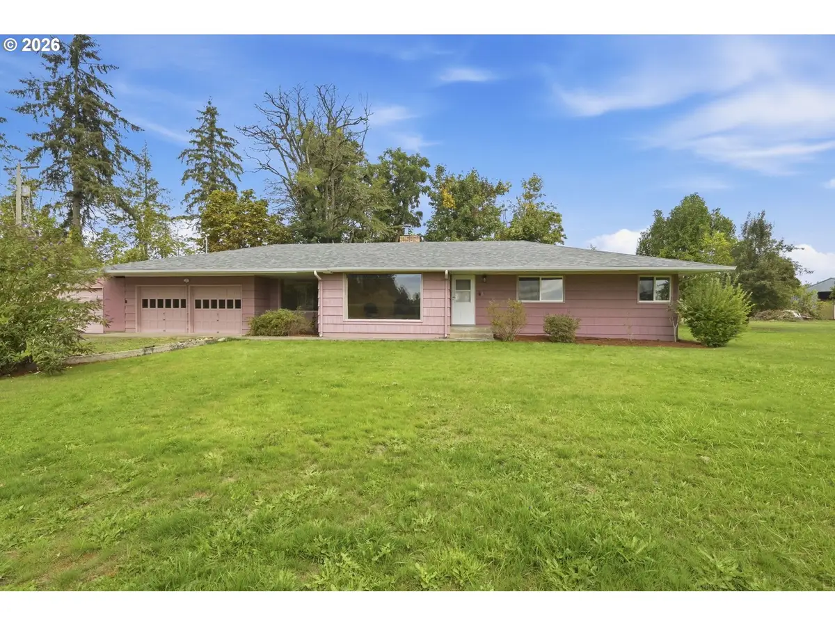 84587 Hilltop Dr, Pleasant Hill, OR 97455 - #1