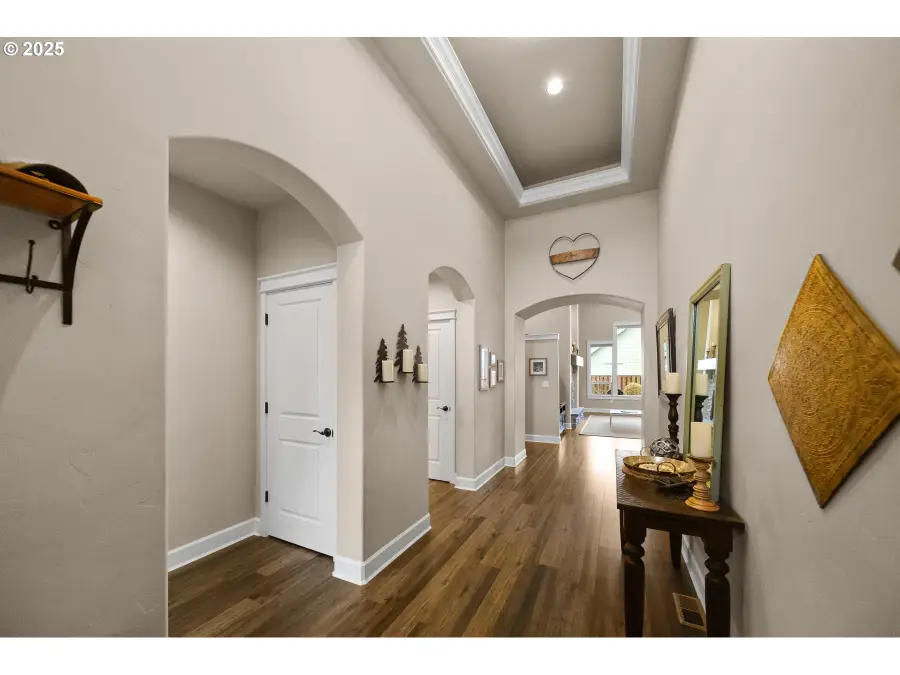 1229 NE Sunrise St, Prineville, OR 97754 - Image #2