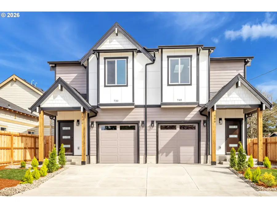 720/740 S 8th Ave, Cornelius, OR 97113 - #2