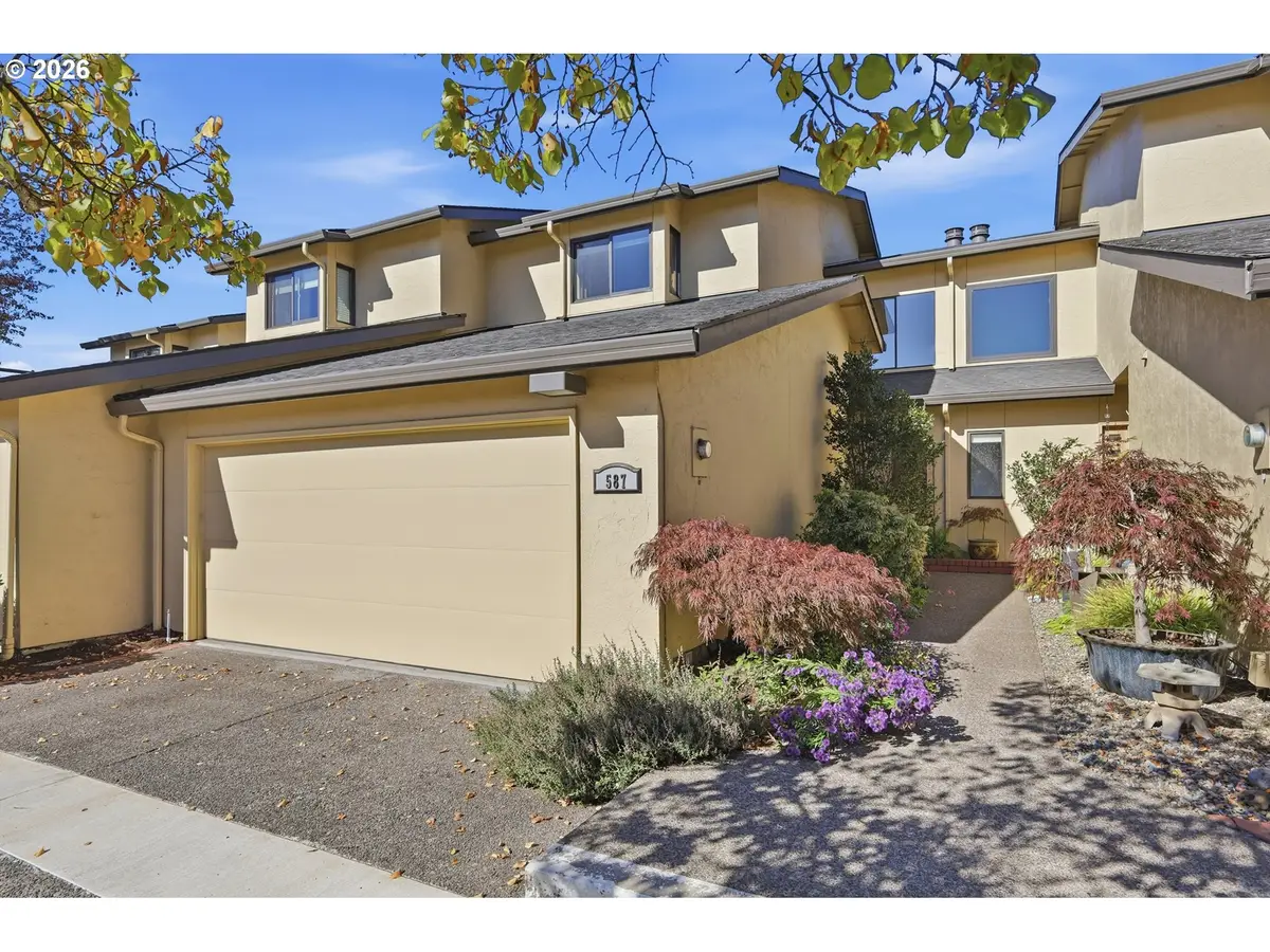 587 Wimbledon Ct, Eugene, OR 97401 - #1