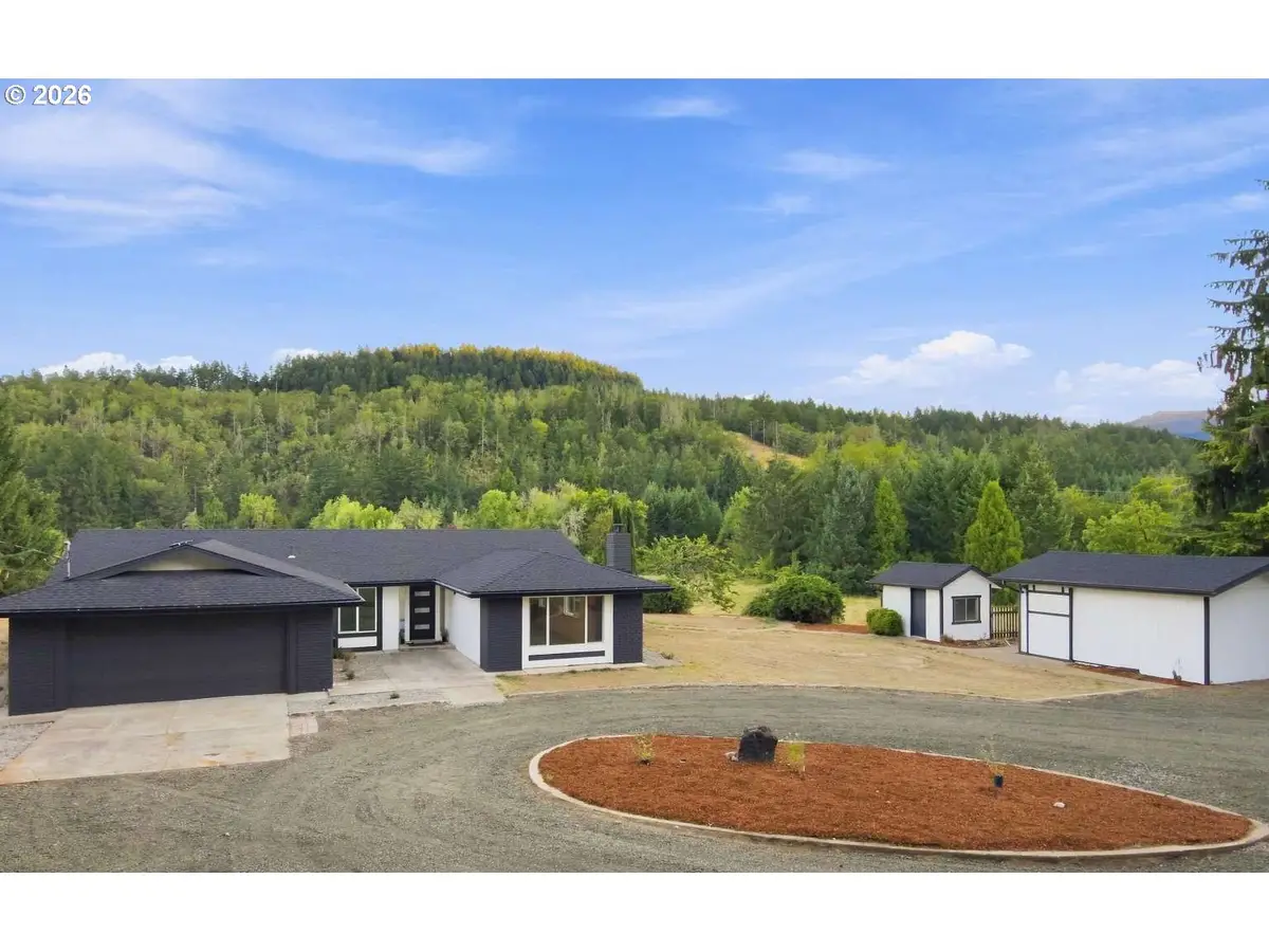 312 Bryant Ln, Roseburg, OR 97471 - #1