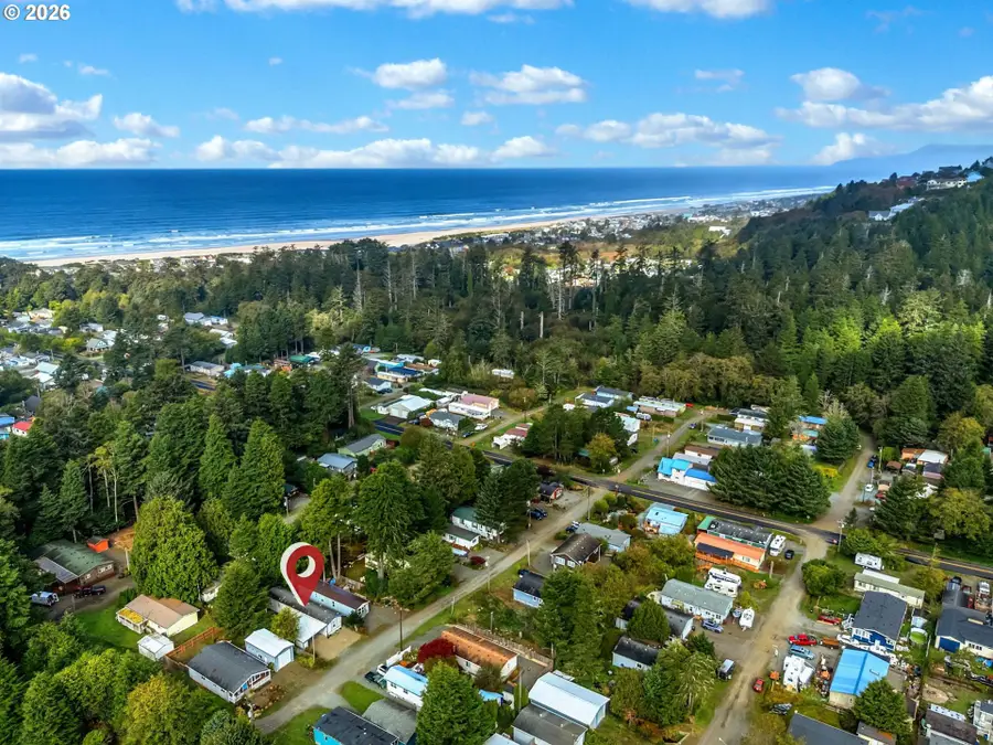 1087 S Harbor St, Rockaway Beach, OR 97136 - #2