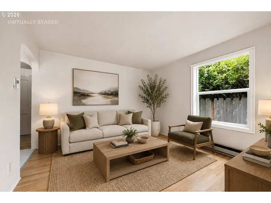 1746 W 9th Pl, Eugene, OR 97402 - #3