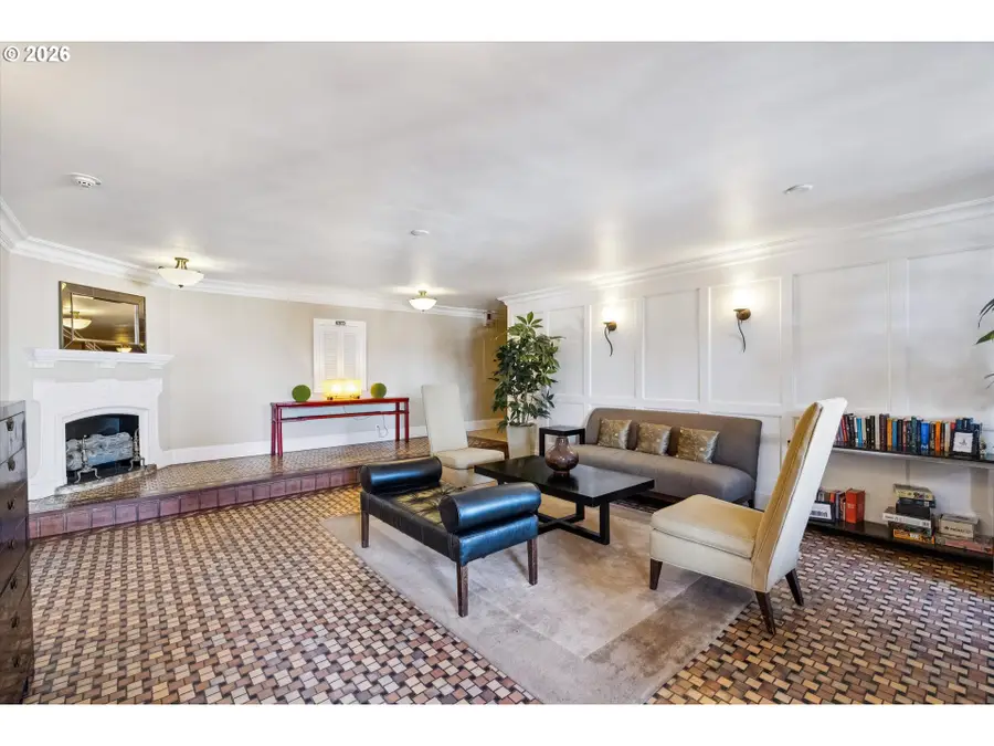2336 SW Osage St #406, Portland, OR 97205 - #3