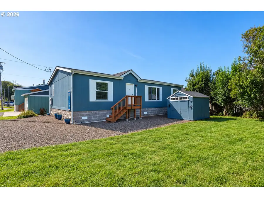 177 S Dolphin St, Rockaway Beach, OR 97136 - #3