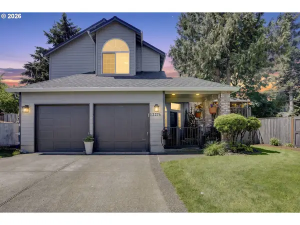 12276 SE Mountain Sun Dr, Clackamas, OR 97015