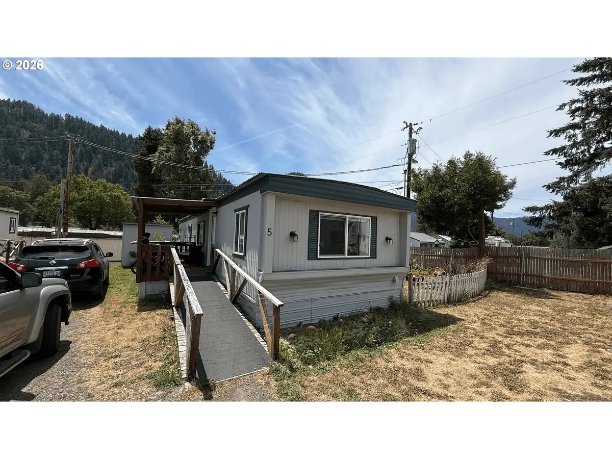 76251 Rainbow St #5, Oakridge, OR 97463 - #1