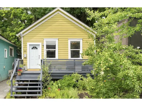 321 NE Stanton St, Portland, OR 97212