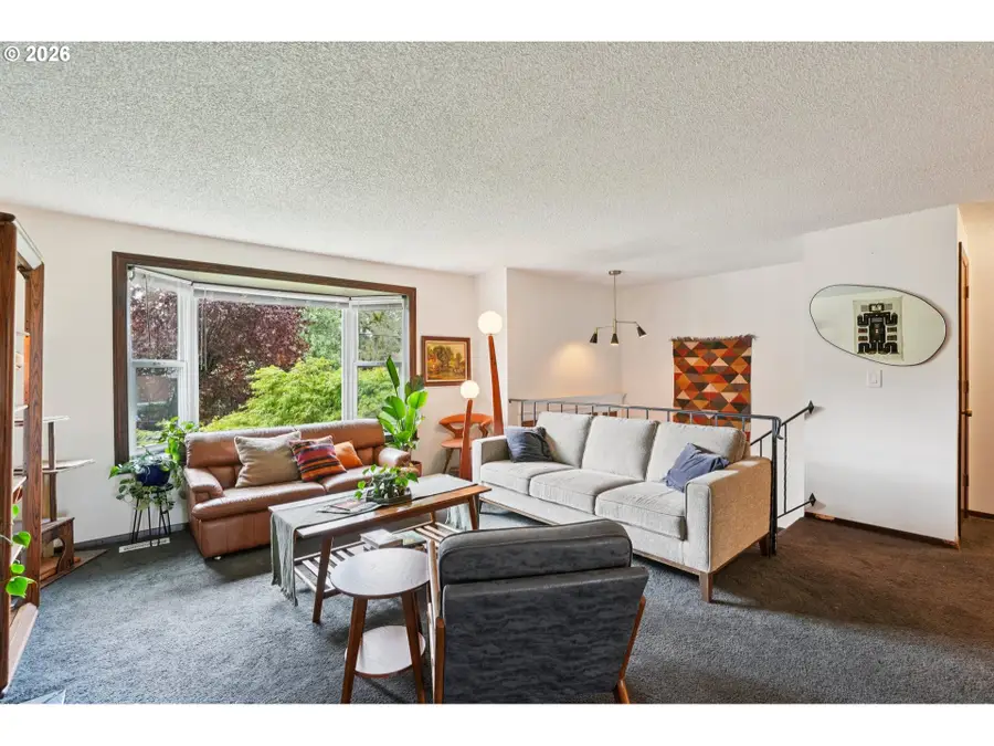 16660 SE Valley View Rd, Milwaukie, OR 97267 - #3