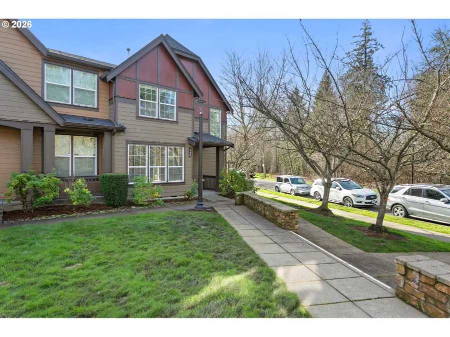 798 NE 72nd Ave, Hillsboro, OR 97124 - Image #2