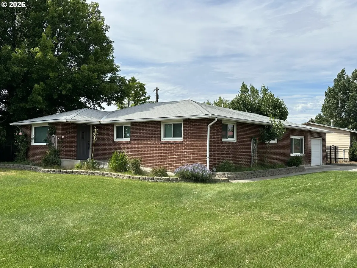417 Brashear Way, Goldendale, WA 98620 - #1
