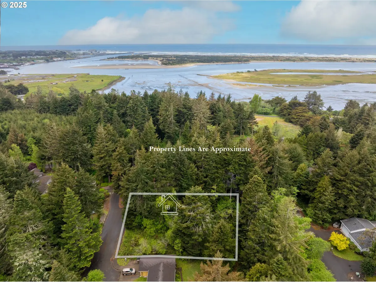 0 9th St, Bandon, OR 97411 - Image #1