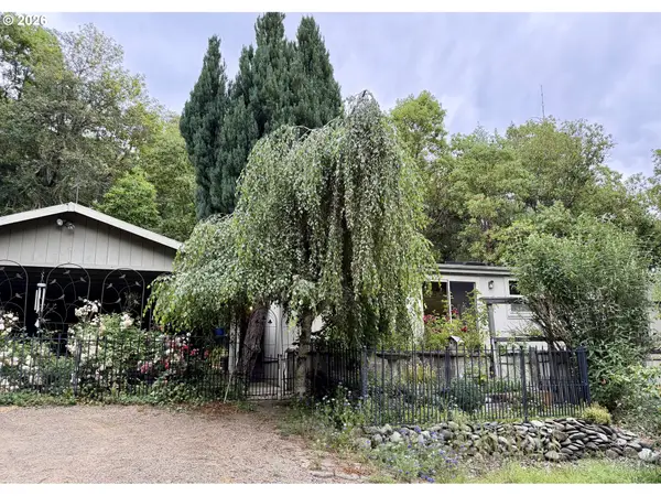 1166 Clarks Branch Rd, MyrtleCreek, OR 97457