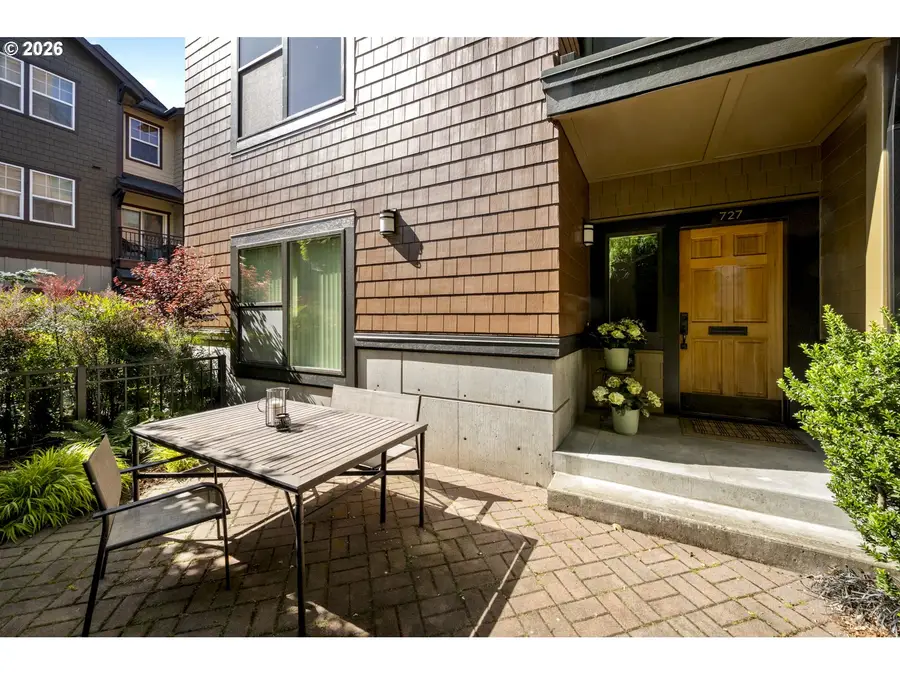727 SE 34th Ave, Portland, OR 97214 - #2