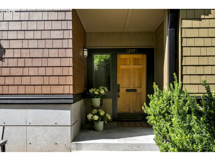 727 SE 34th Ave, Portland, OR 97214 - #3
