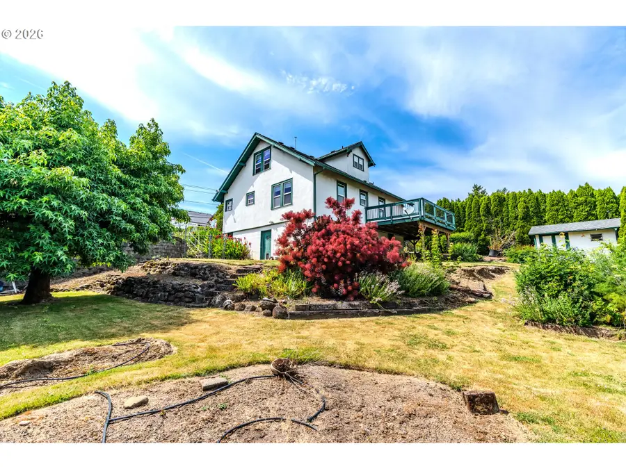 1530 S Troutdale Rd, Troutdale, OR 97060 - #2