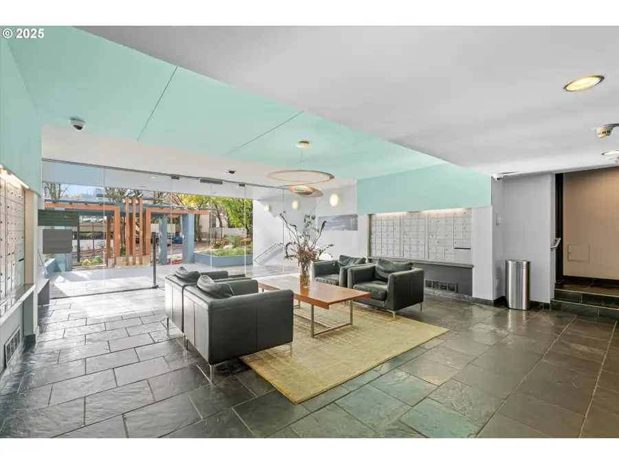 111 SW Harrison St #5F, Portland, OR 97201 - Image #3
