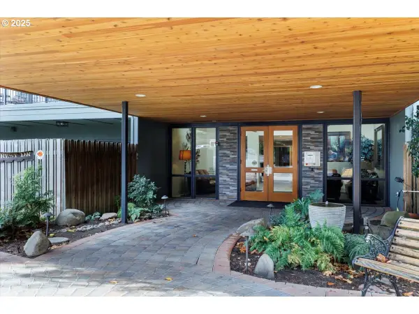 45 Eagle Crest Dr #415, LakeOswego, OR 97035