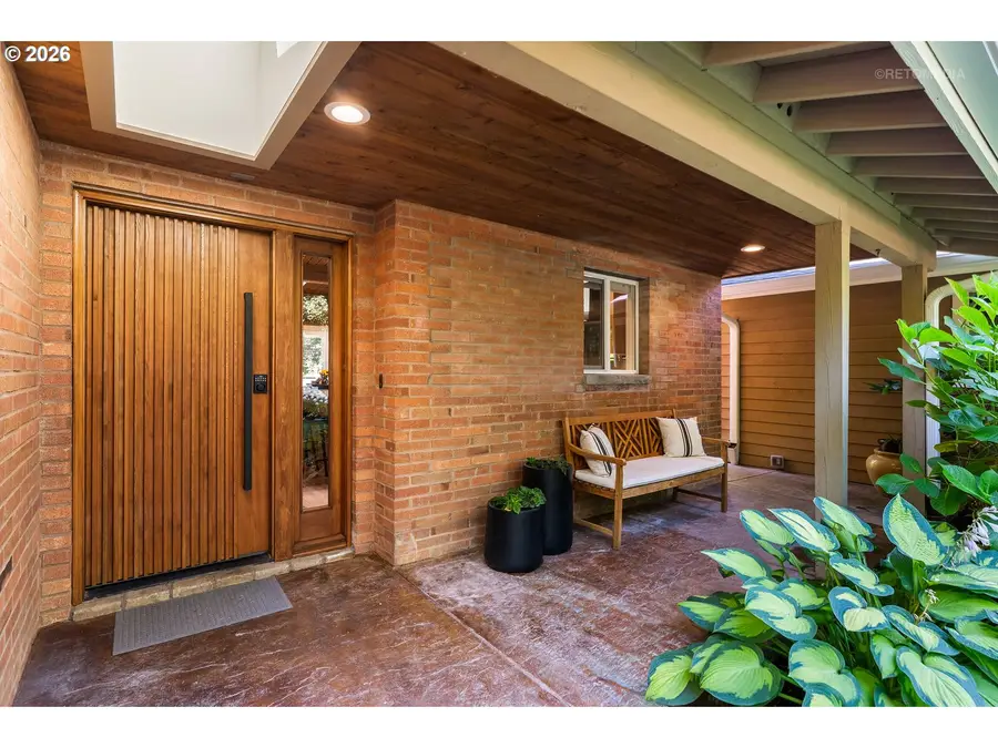 4550 Dogwood Dr, Rivergrove, OR 97035 - Image #3