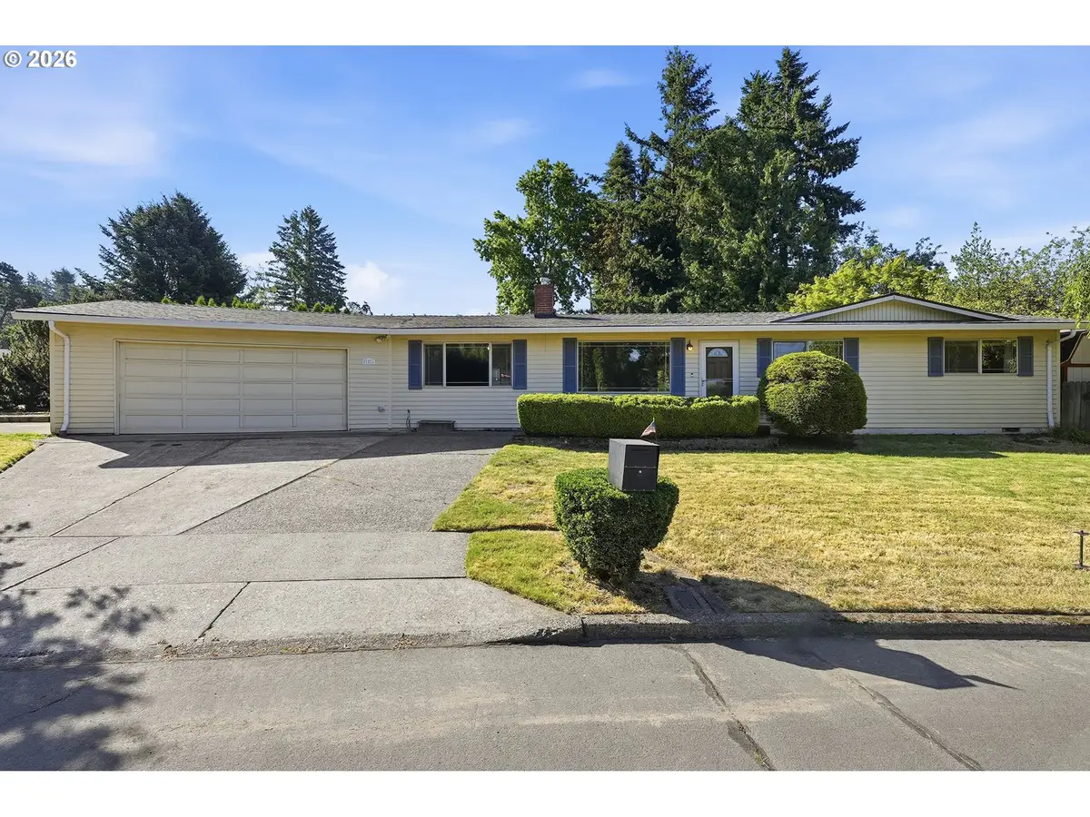 21224 SE Yamhill St, Gresham, OR 97030 - #1